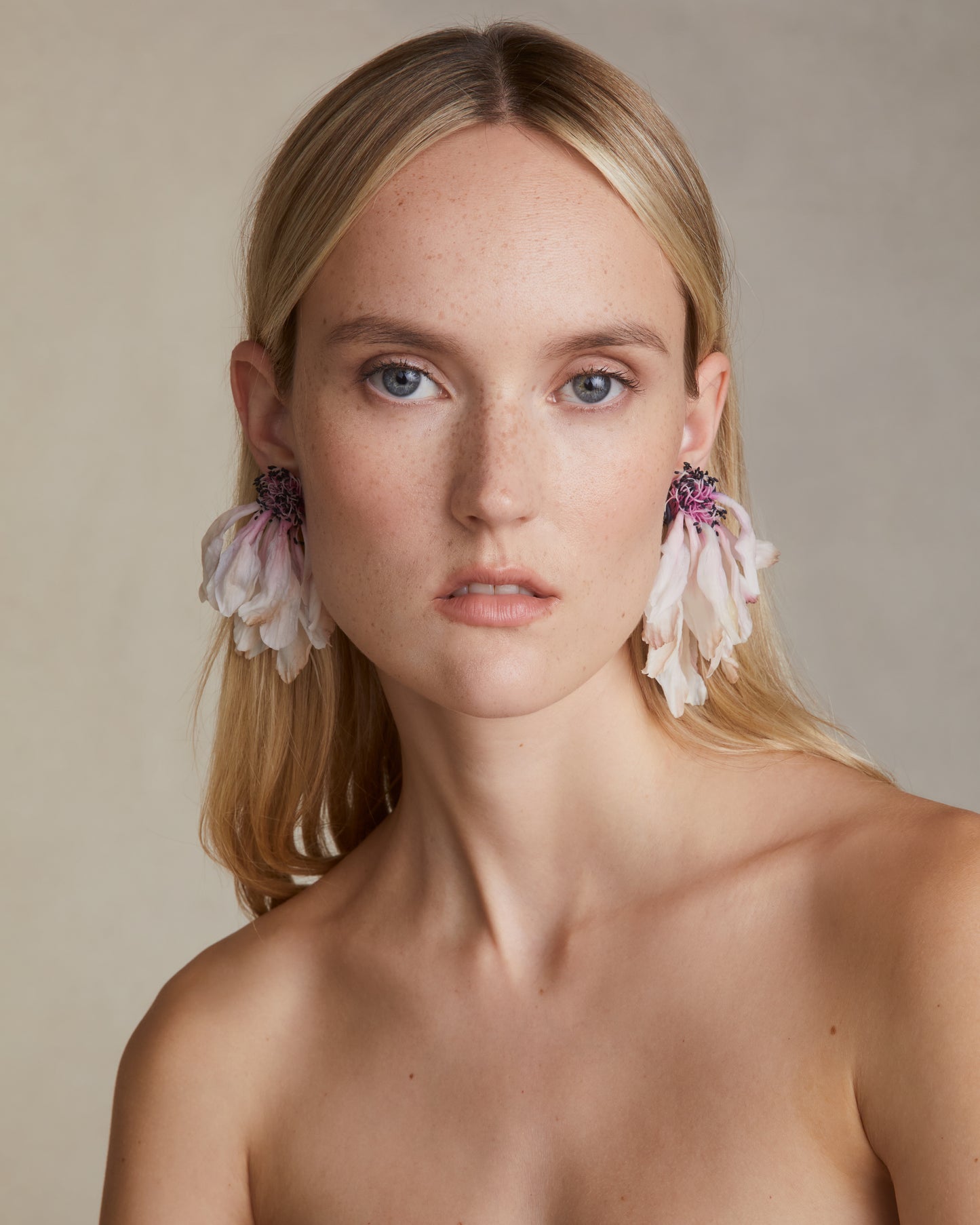 Anemone Earrings