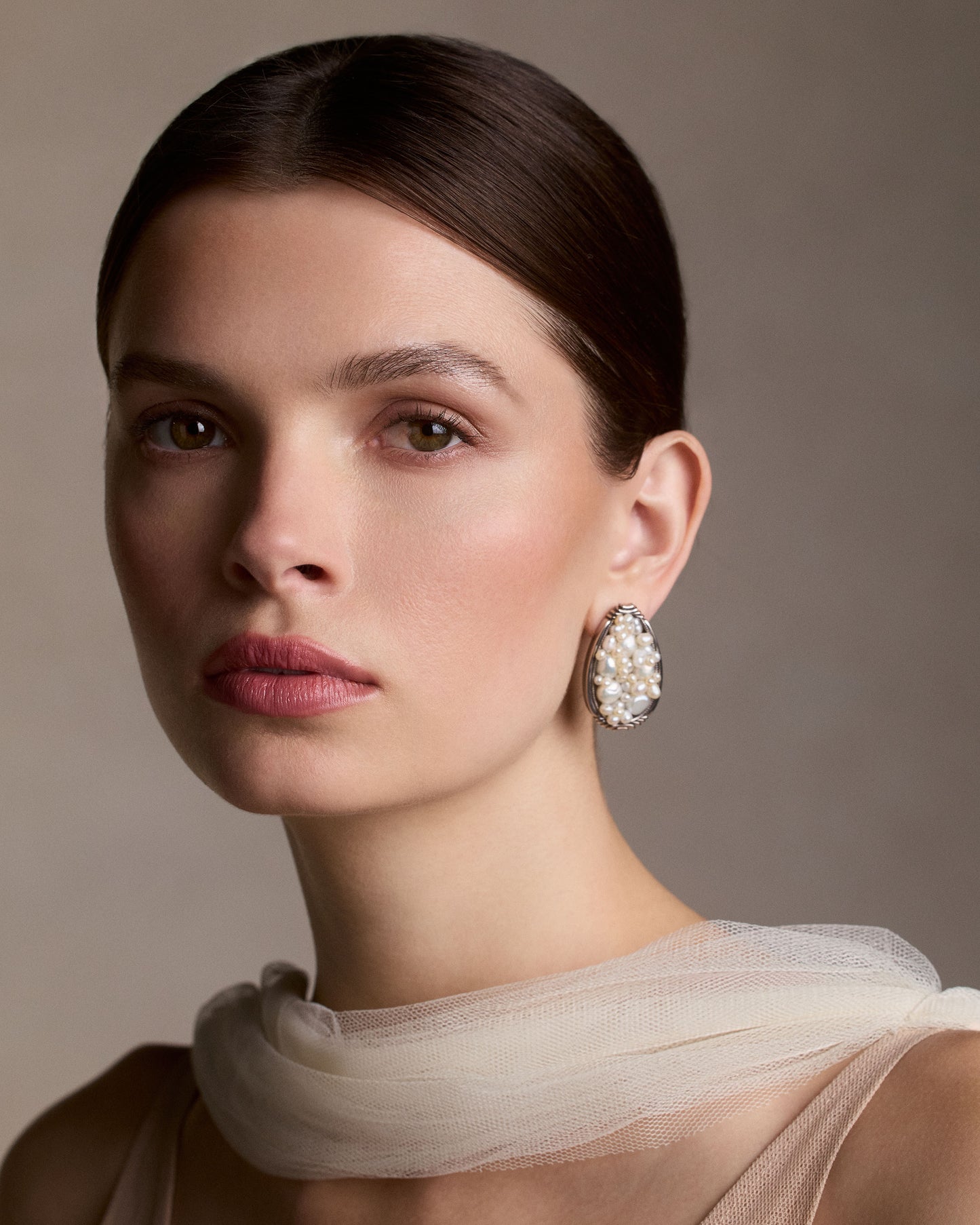 Pearl Cluster Earring Oval