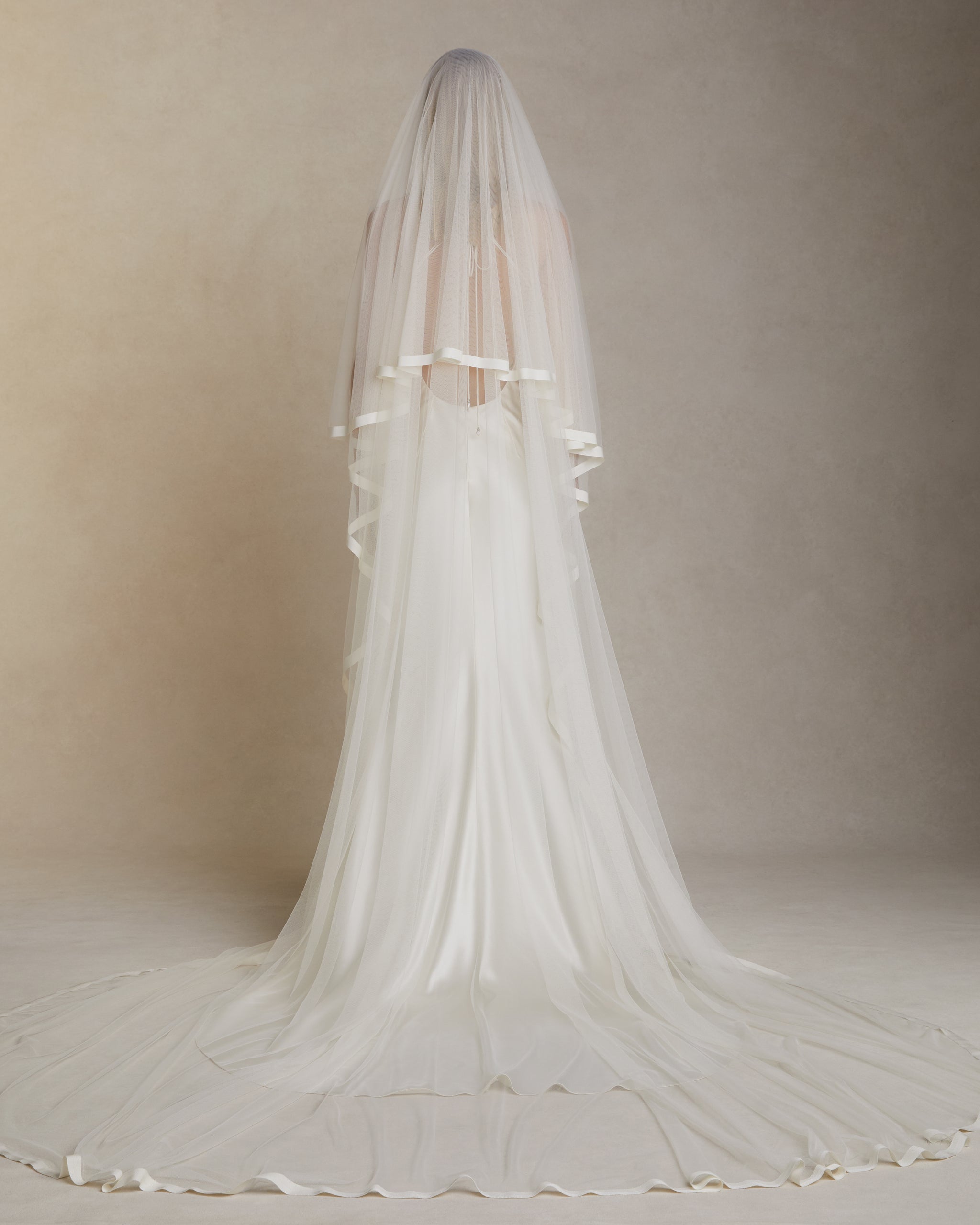 Grosgrain Border Drop Veil - Chapel