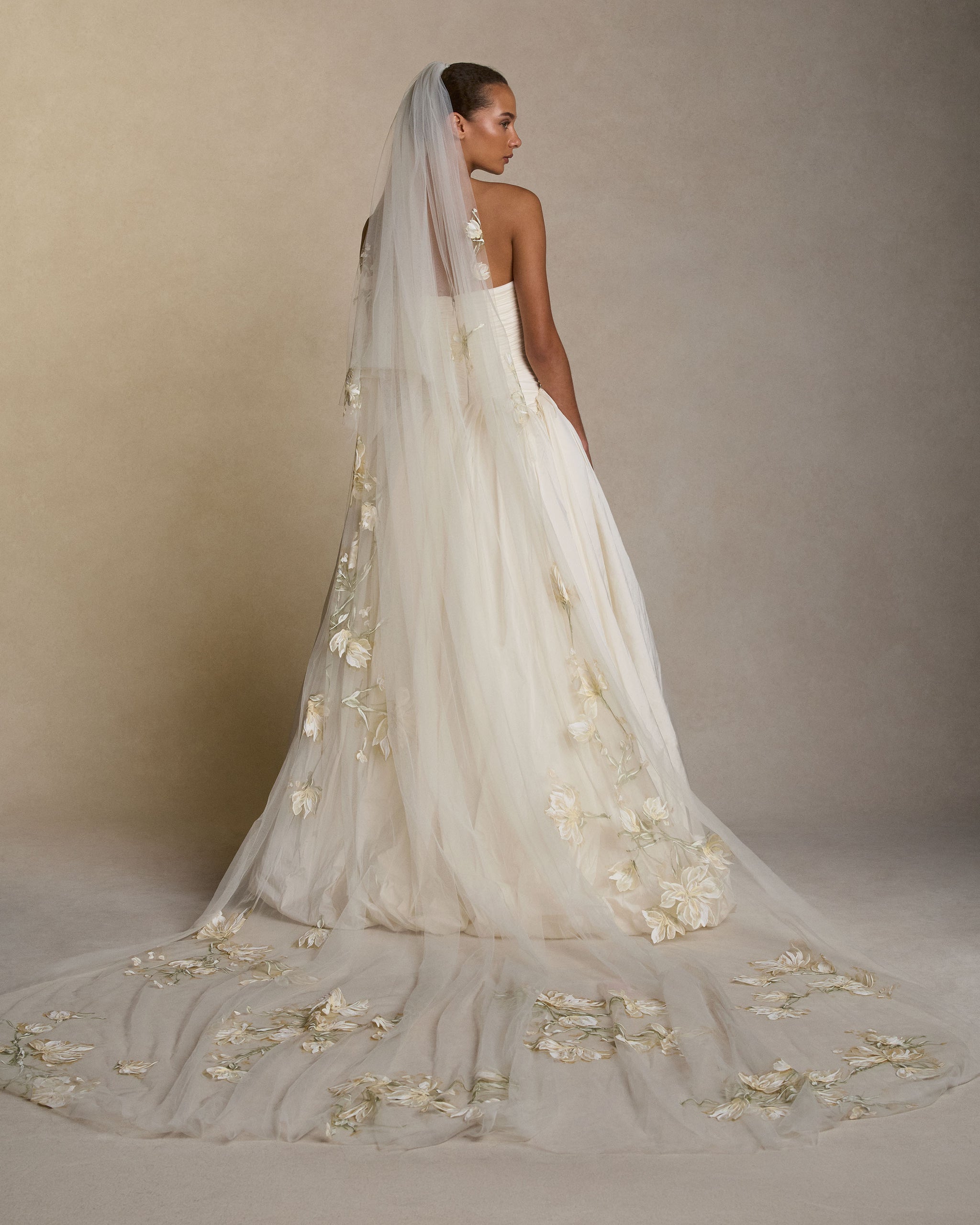 Hand Painted Lua Veil - Cathedral