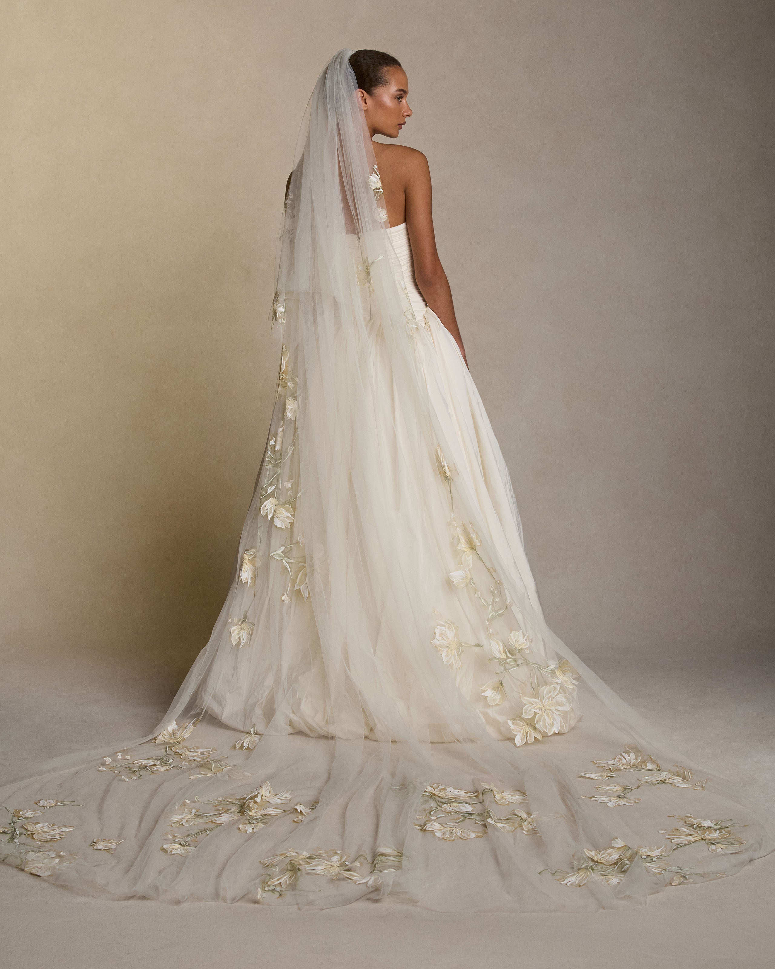 Hand Painted Lua Veil - Cathedral