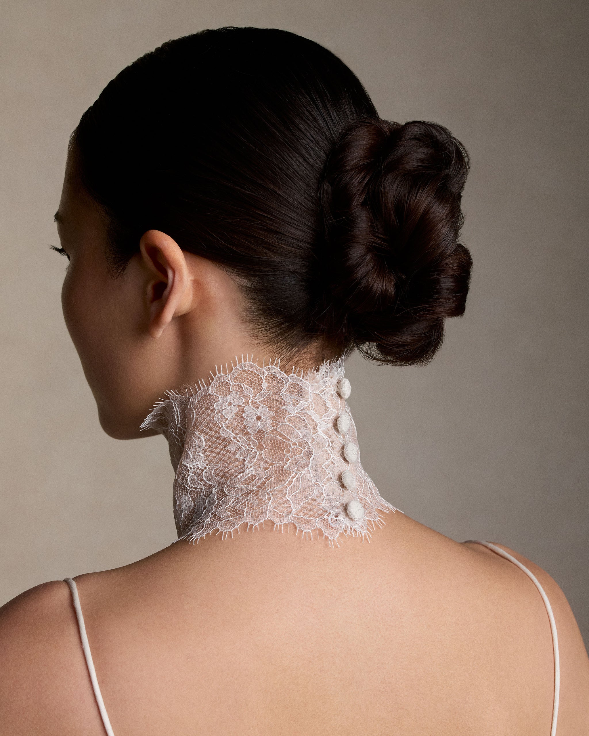 Lace Collier - Chantilly Daisy