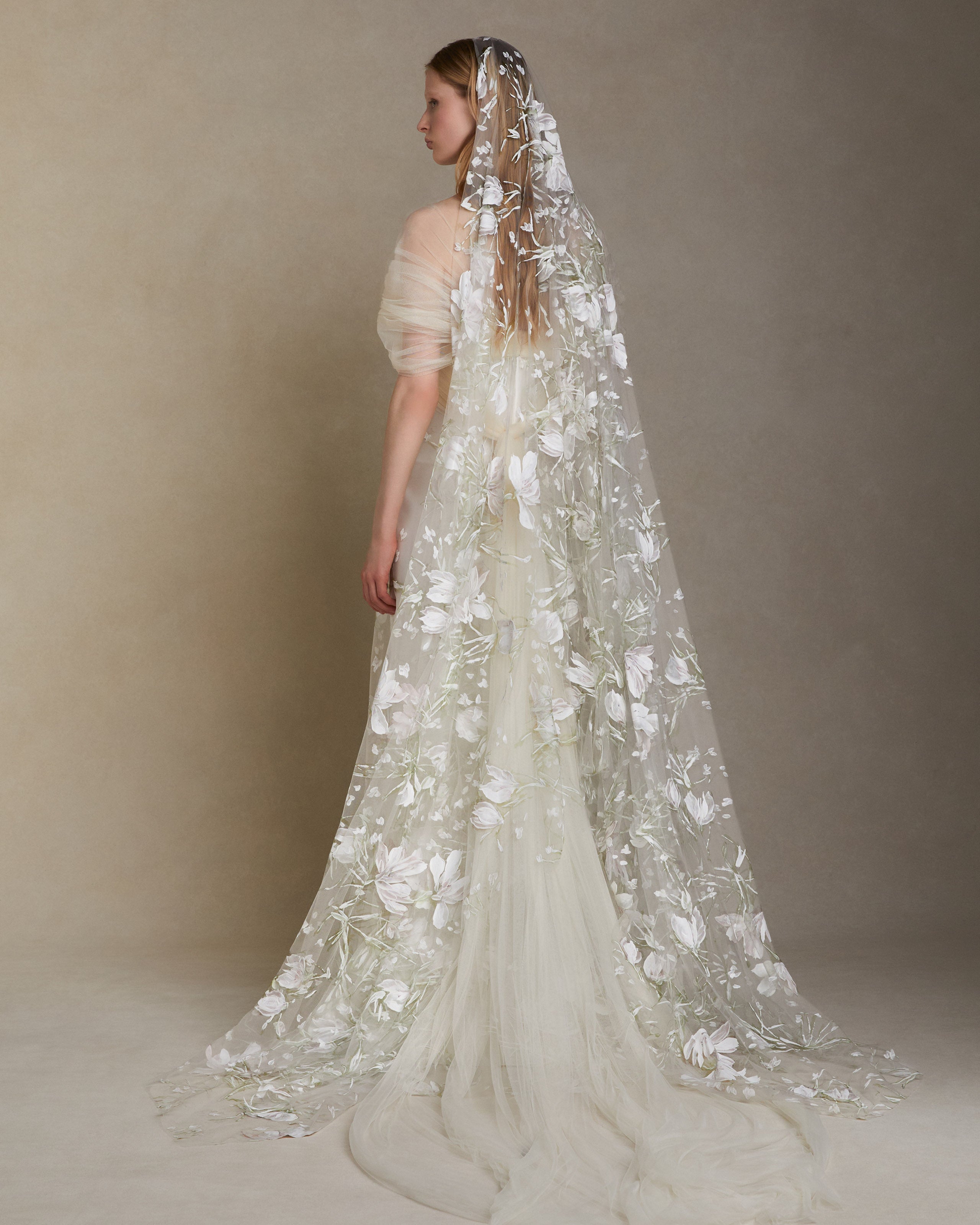 Veils & Headpieces – Danielle Frankel