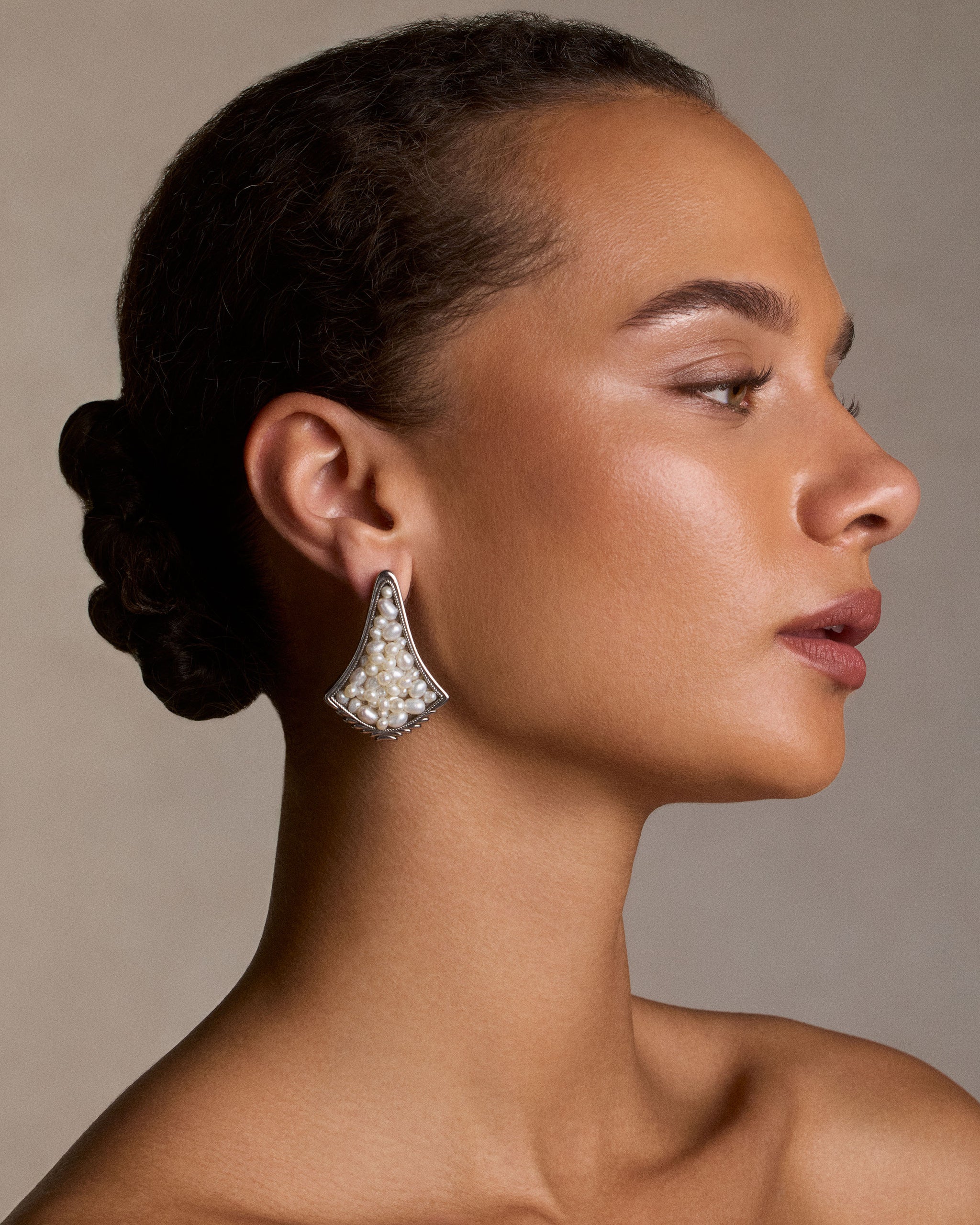 Pearl Cluster Earring Fluted