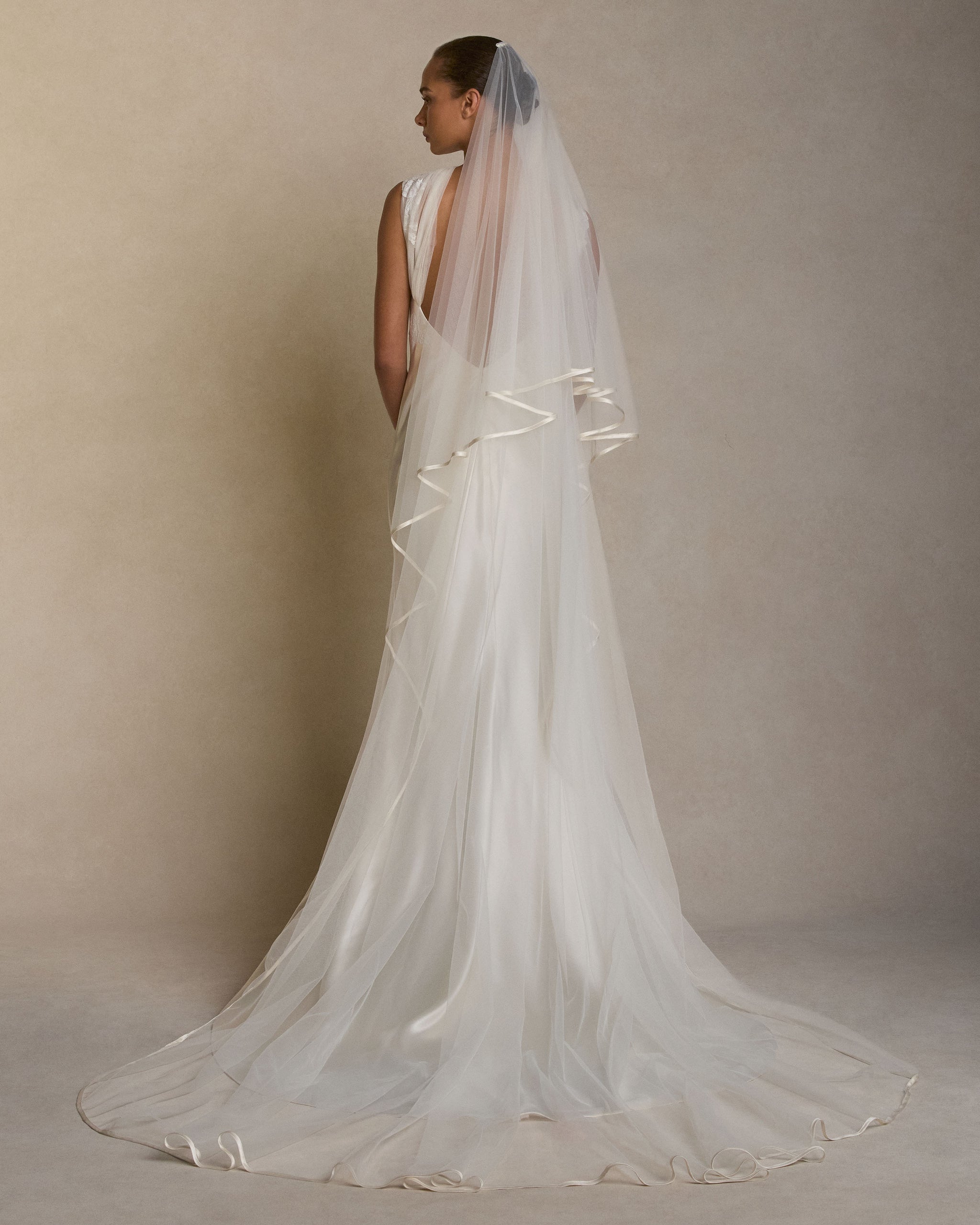 Satin Edge Drop Veil - Chapel