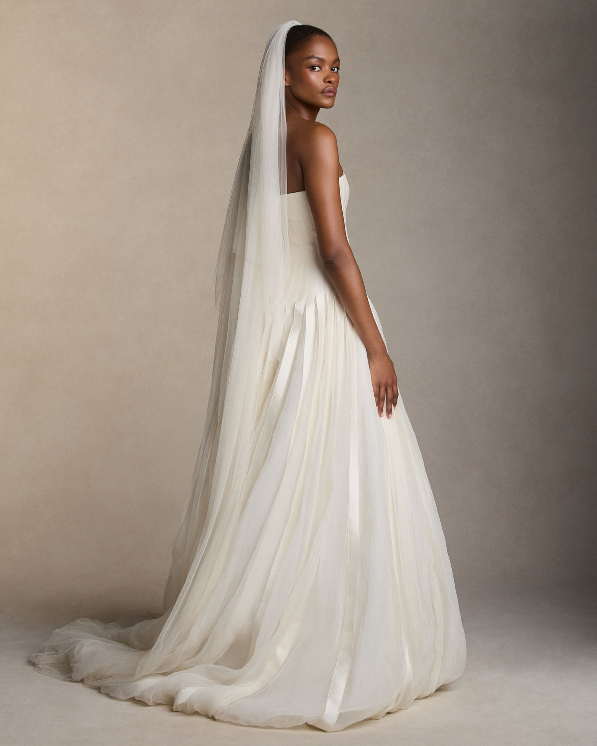 Simple Veil with Blusher