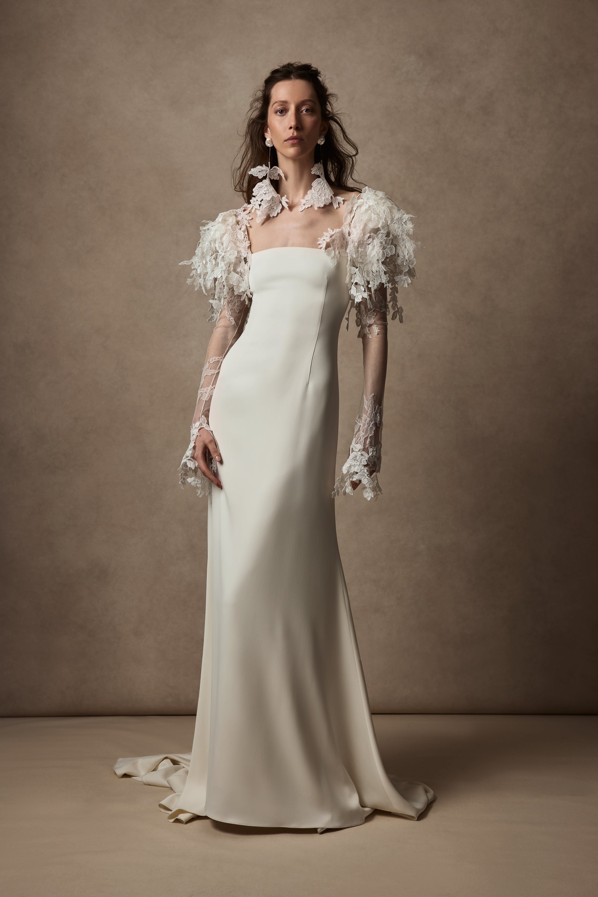 Cady square neck gown with Chantilly and corded Lace appliqué sleeves.﻿